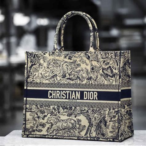 christian dior tote bag medium size|Christian Dior tote bag personalized.